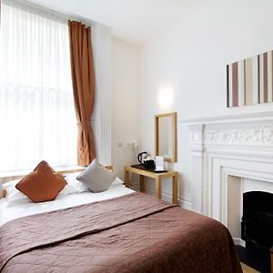Studio met een King Size Bed