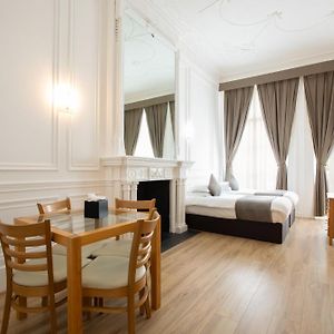 Luxe Studio Suite